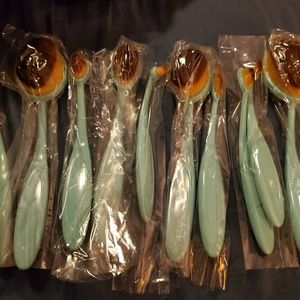 Premium Makeup Brush Set - Aqua and Brown